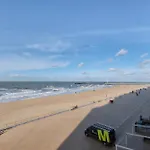 Lecomte - The Shoreline Breeze 117 Ostend